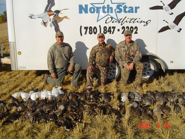 Goose Hunts Duck Hunts | Waterfowl Hunting Saskatchewan Canada Alberta ...