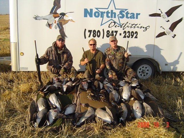 Goose Hunts Duck Hunts | Waterfowl Hunting Saskatchewan Canada Alberta ...