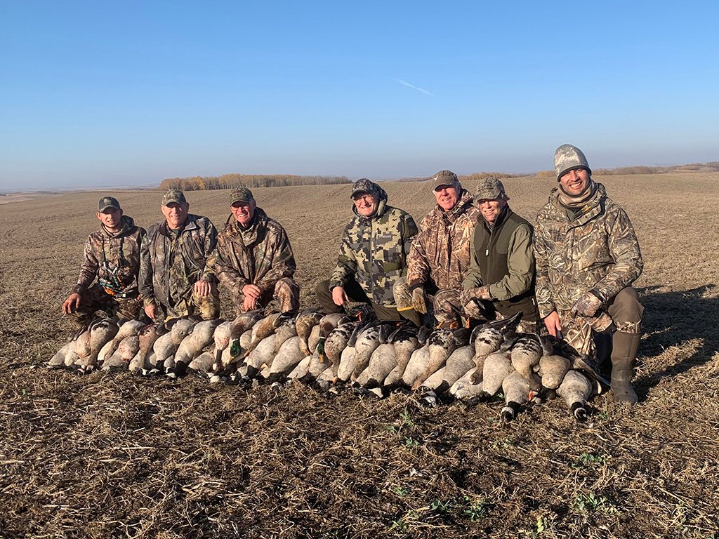 Guided waterfowl hunt near Lloydminster Alberta on the North Saskatchewan River