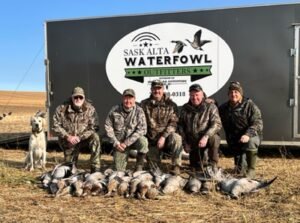 Alberta waterfowl outfitter hunting ducks and geese