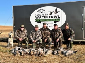 Alberta waterfowl outfitter hunting ducks and geese